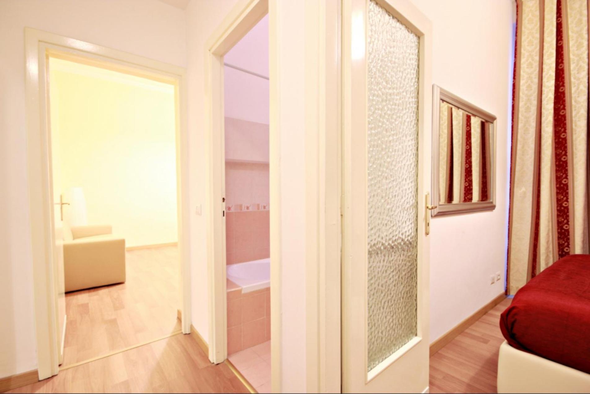 Colosseum - Big And Comfortable Apartment Rom